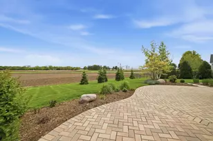 1934 Parkside Dr, Sycamore, IL 60178 - Photo 43