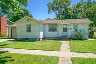 1009 S 4th St, Oregon, IL 61061 - Photo 1