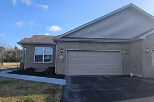 23 Apollo Ct, Tinley Park, IL 60477 - Photo 1