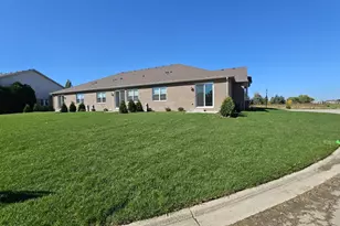 23 Apollo Ct, Tinley Park, IL 60477 - Photo 11