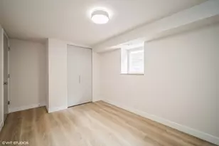 841 N Mozart St, Chicago, IL 60622 - Photo 3