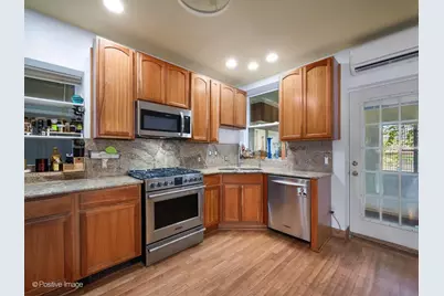 2436 W Superior Street, Chicago, IL 60612 - Photo 7