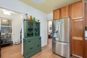 2436 W Superior St, Chicago, IL 60612 - Photo 9
