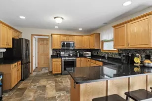 12743 Vestas Pl, Belvidere, IL 61008 - Photo 5