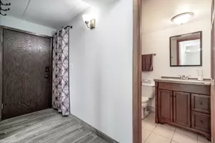 915 Graceland Ave, Des Plaines, IL 60016 - Photo 11