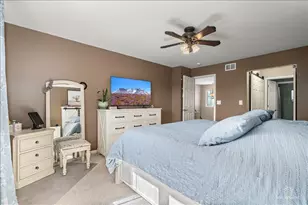 549 Peregrine Pkwy, Bartlett, IL 60103 - Photo 19