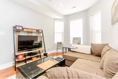 2342 W Augusta Boulevard, Chicago, IL 60622 - Photo 7