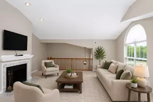 622 Grosse Pointe Cir, Vernon Hills, IL 60061 - Photo 3