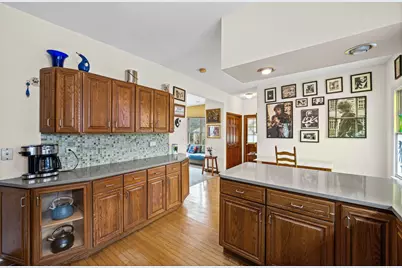 1538 Oakwood Avenue, Highland Park, IL 60035 - Photo 9