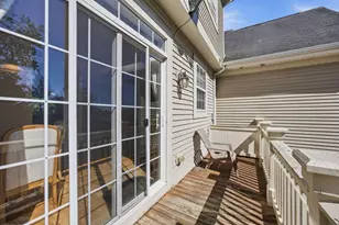 435 E Railroad Ave, Bartlett, IL 60103 - Photo 27