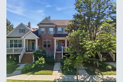 435 E Railroad Avenue, Bartlett, IL 60103 - Photo 3
