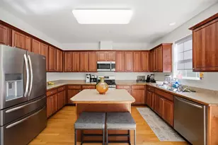 435 E Railroad Ave, Bartlett, IL 60103 - Photo 15