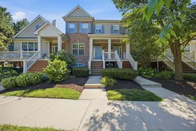 435 E Railroad Avenue, Bartlett, IL 60103 - Photo 5
