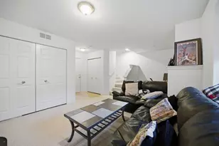435 E Railroad Ave, Bartlett, IL 60103 - Photo 25