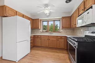 10025 S 53rd Ave, Oak Lawn, IL 60453 - Photo 15