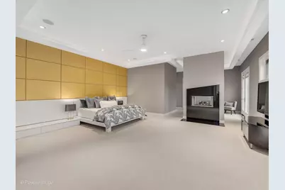 920 Saint Stephens Green, Oak Brook, IL 60523 - Photo 17