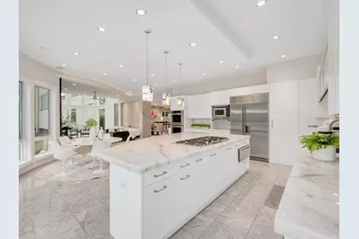 920 Saint Stephens Green, Oak Brook, IL 60523 - Photo 15
