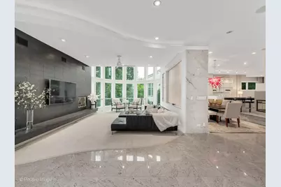 920 Saint Stephens Green, Oak Brook, IL 60523 - Photo 9