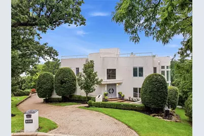920 St Stephens Green, Oak Brook, IL 60523 - Photo 1