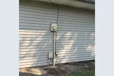 8 Sandburg Court, Clifton, IL 61727 - Photo 5