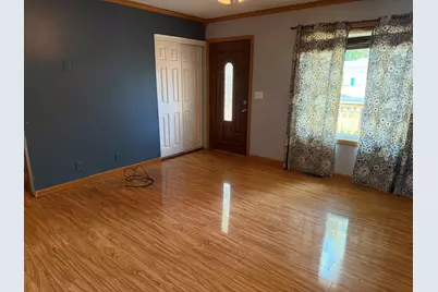 8 Sandburg Court, Clifton, IL 61727 - Photo 9