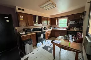9615 Nottingham Ave, Oak Lawn, IL 60453 - Photo 7