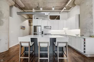 360 W Illinois St, Chicago, IL 60654 - Photo 7