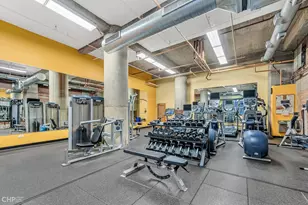 360 W Illinois St, Chicago, IL 60654 - Photo 19