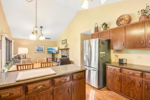 79 Castle Rock Ln, Bloomingdale, IL 60108 - Photo 11