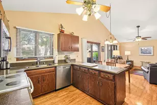 79 Castle Rock Ln, Bloomingdale, IL 60108 - Photo 9