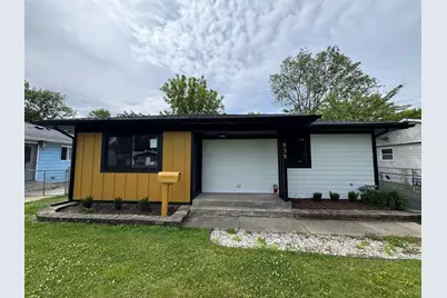 939 S Fletcher Drive, Wheeling, IL 60090 - Photo 1