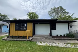 939 S Fletcher Dr, Wheeling, IL 60090 - Photo 1