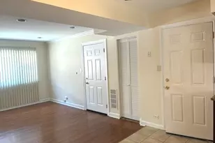 1194 S Kenilworth Ave, Oak Park, IL 60304 - Photo 5