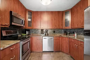 1516 N State Pkwy, Chicago, IL 60610 - Photo 7