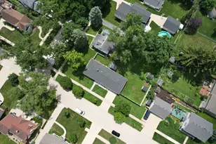 323 E Taylor Rd, Lombard, IL 60148 - Photo 27
