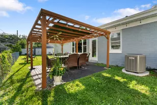 323 E Taylor Rd, Lombard, IL 60148 - Photo 21