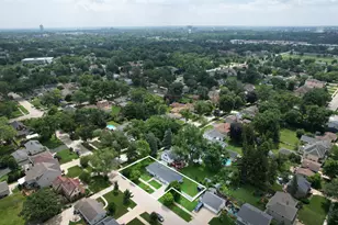 323 E Taylor Rd, Lombard, IL 60148 - Photo 29