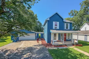 411 E Seminary Ave, Hoopeston, IL 60942 - Photo 3