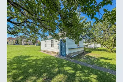 411 E Seminary Avenue, Hoopeston, IL 60942 - Photo 35