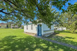 411 E Seminary Ave, Hoopeston, IL 60942 - Photo 35