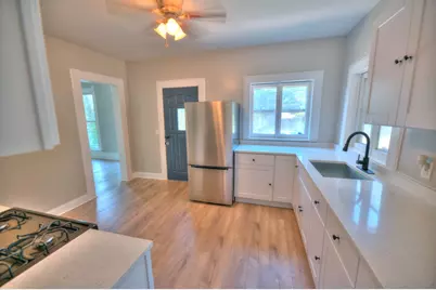 501 Raymond Street, Elgin, IL 60120 - Photo 7