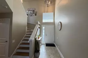 437 Spaulding Rd, Bartlett, IL 60103 - Photo 9