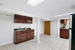 933 Dunlop Ave, Forest Park, IL 60130 - Photo 3