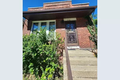 9346 S Woodlawn Avenue, Chicago, IL 60619 - Photo 1
