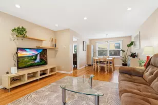 4701 W 102nd St, Oak Lawn, IL 60453 - Photo 5