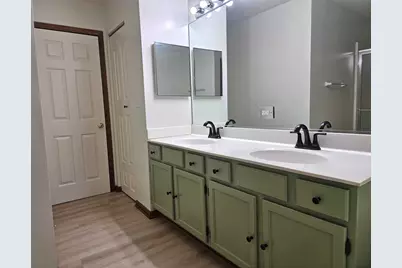 1293 Georgetown Way, Vernon Hills, IL 60061 - Photo 27