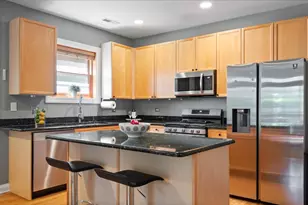 1242 N Maplewood Ave, Chicago, IL 60622 - Photo 9