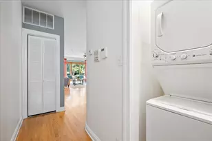 1242 N Maplewood Ave, Chicago, IL 60622 - Photo 19