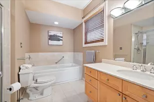 1242 N Maplewood Ave, Chicago, IL 60622 - Photo 15