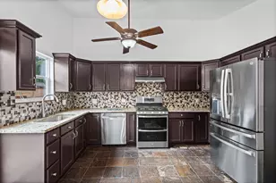 9970 W Oak Forest Dr, Beach Park, IL 60099 - Photo 7